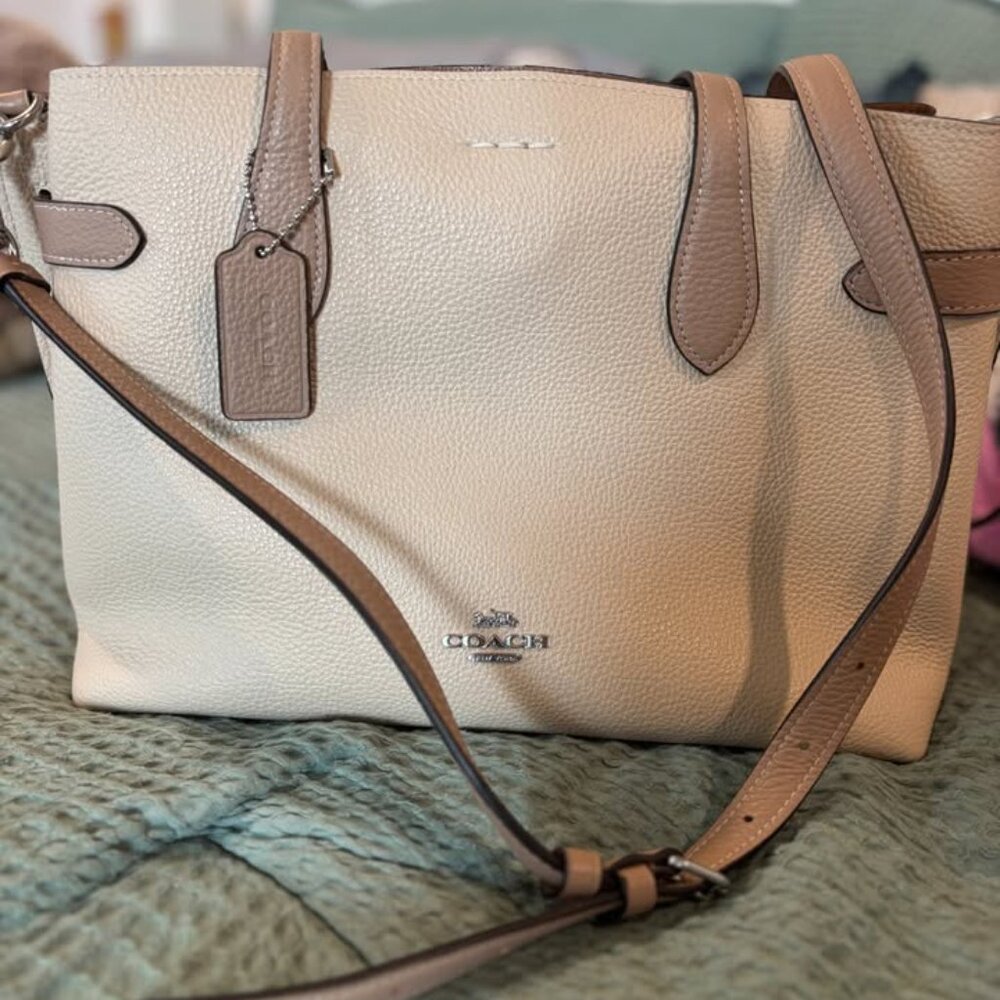 Coach purse/tote - excellent condition!